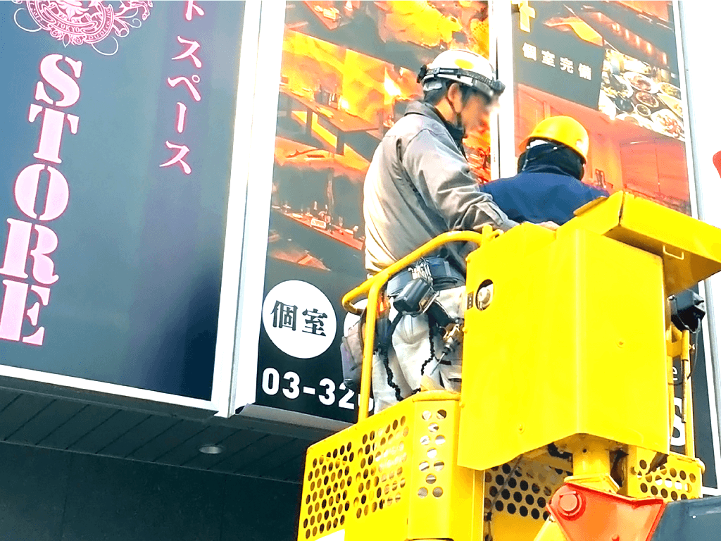 バズる店舗は、目立つ。